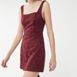 Urban Outfitters Dress Womens 6 Burgundy‎ Hallie Embroidered Floral Square Neck
